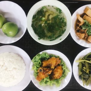 THỊT KHO ĐẬU HỦ + GÀ RAM MẶN