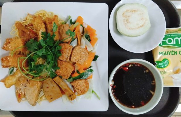 HỦ TIẾU XÀO CHAY