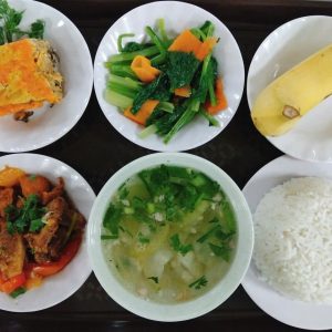 THỊT XÀO CHUA NGỌT + CHẢ TRỨNG HẤP