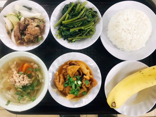 BÒ XÀO HÀNH CẦN + THỊT KHO KHỚM