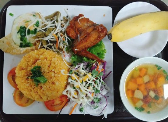 CƠM CHIÊN XỐI MỠ + CÁNH GÀ CHIÊN NƯỚC MẮM